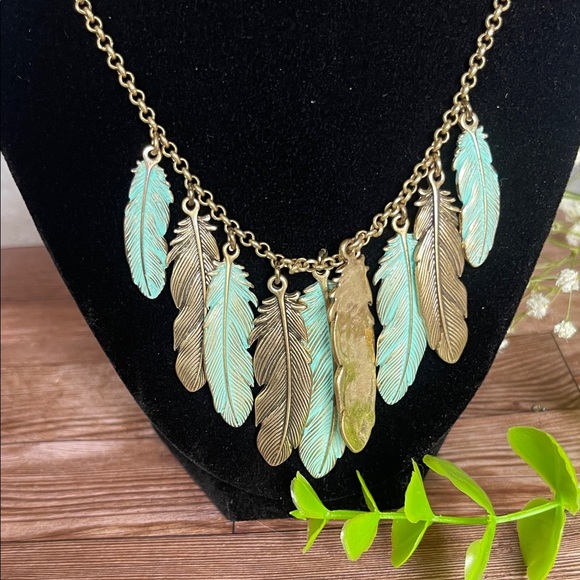 Lucky Brand Gold and Turquoise Feather Necklace - Picture 4 of 5